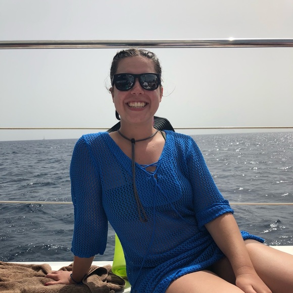 Meet your Posher, Paige - Picture 1 of 1